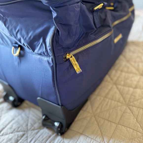 Joy Eco Luxe World Traveler 5pc Light & Chic Luggage Set - Picture 8 of 16